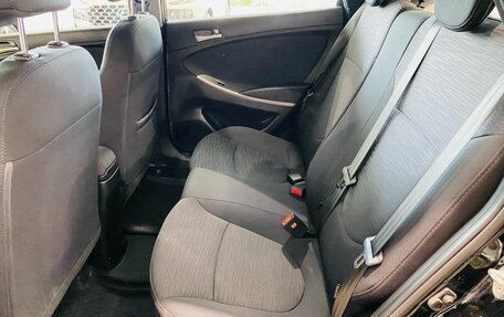 Hyundai Solaris II рестайлинг, 2016 год, 815 000 рублей, 19 фотография