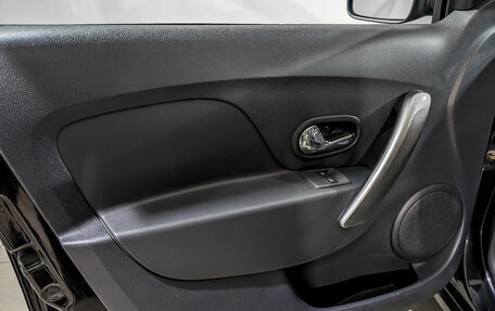 Renault Sandero II рестайлинг, 2016 год, 695 000 рублей, 19 фотография