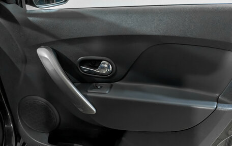 Renault Sandero II рестайлинг, 2016 год, 695 000 рублей, 24 фотография