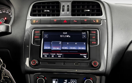 Volkswagen Polo VI (EU Market), 2018 год, 965 000 рублей, 15 фотография