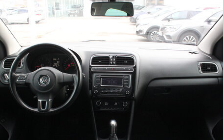 Volkswagen Polo VI (EU Market), 2014 год, 737 000 рублей, 7 фотография