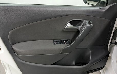 Volkswagen Polo VI (EU Market), 2011 год, 790 000 рублей, 11 фотография