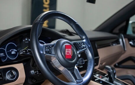 Porsche Cayenne III, 2019 год, 8 990 000 рублей, 13 фотография