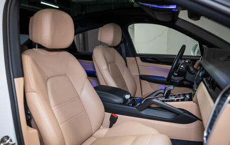 Porsche Cayenne III, 2019 год, 8 990 000 рублей, 28 фотография