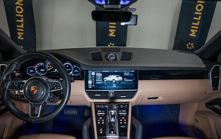 Porsche Cayenne III, 2019 год, 8 990 000 рублей, 25 фотография