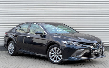 Toyota Camry, 2018 год, 2 550 000 рублей, 3 фотография