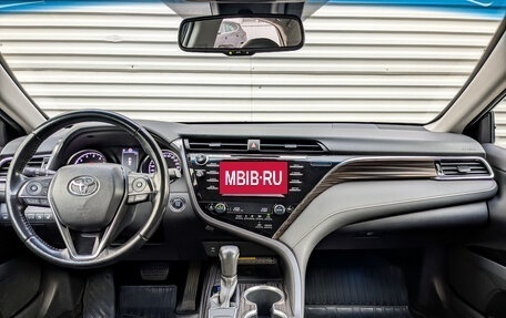 Toyota Camry, 2018 год, 2 550 000 рублей, 14 фотография