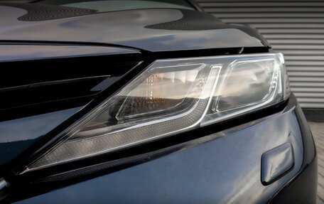 Toyota Camry, 2018 год, 2 550 000 рублей, 17 фотография