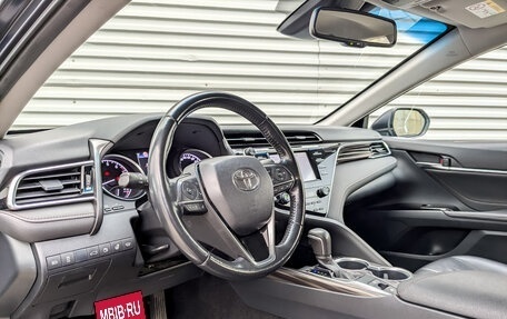 Toyota Camry, 2018 год, 2 550 000 рублей, 16 фотография