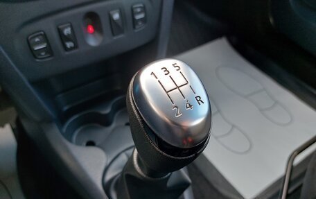 Renault Logan II, 2020 год, 1 250 000 рублей, 24 фотография