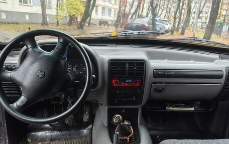 ГАЗ 3110 «Волга», 2001 год, 210 000 рублей, 5 фотография