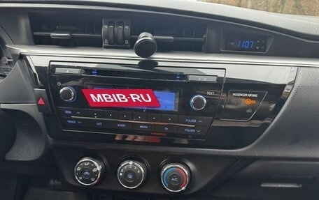 Toyota Corolla, 2013 год, 990 000 рублей, 6 фотография