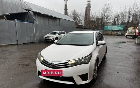 Toyota Corolla, 2013 год, 990 000 рублей, 2 фотография
