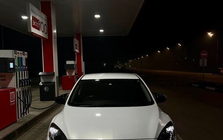 Mazda Axela, 2012 год, 1 050 000 рублей, 1 фотография