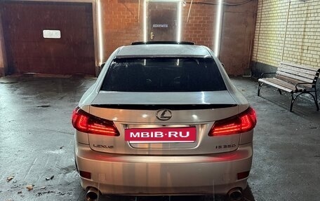 Lexus IS II рестайлинг 2, 2006 год, 1 740 000 рублей, 9 фотография