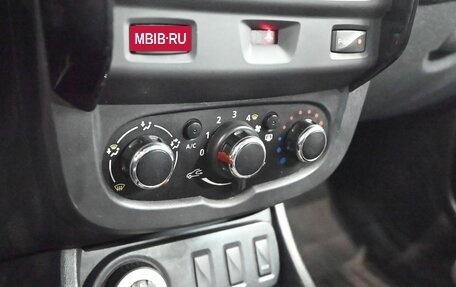 Renault Duster, 2019 год, 1 350 000 рублей, 17 фотография