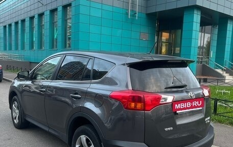 Toyota RAV4, 2013 год, 1 900 000 рублей, 2 фотография