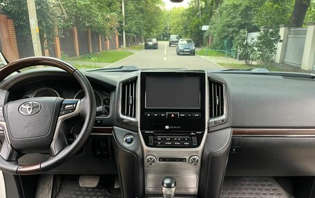 Toyota Land Cruiser 200, 2015 год, 4 790 000 рублей, 12 фотография