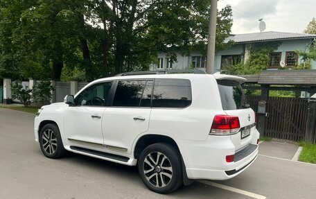 Toyota Land Cruiser 200, 2015 год, 4 790 000 рублей, 6 фотография