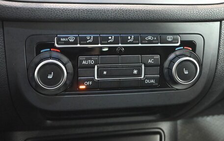 Volkswagen Tiguan I, 2010 год, 1 270 000 рублей, 18 фотография