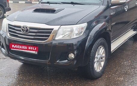 Toyota Hilux VII, 2014 год, 2 600 000 рублей, 2 фотография