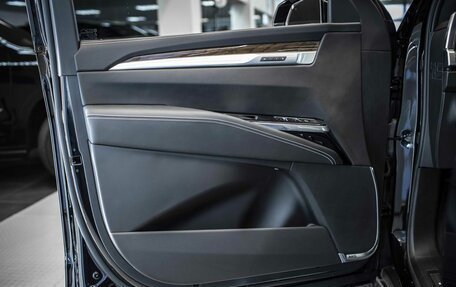 Cadillac Escalade V, 2025 год, 24 000 000 рублей, 10 фотография