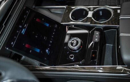 Cadillac Escalade V, 2025 год, 24 000 000 рублей, 14 фотография