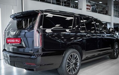 Cadillac Escalade V, 2025 год, 24 000 000 рублей, 7 фотография