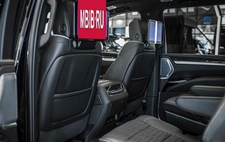 Cadillac Escalade V, 2025 год, 24 000 000 рублей, 15 фотография