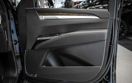 Cadillac Escalade V, 2025 год, 24 000 000 рублей, 22 фотография