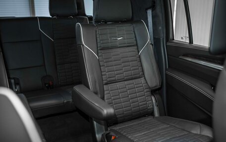 Cadillac Escalade V, 2025 год, 24 000 000 рублей, 27 фотография