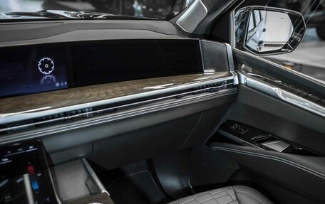 Cadillac Escalade V, 2025 год, 24 000 000 рублей, 29 фотография