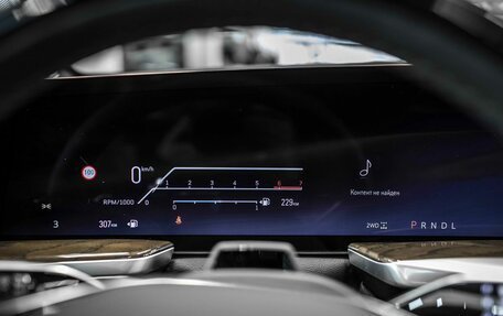 Cadillac Escalade V, 2025 год, 24 000 000 рублей, 35 фотография