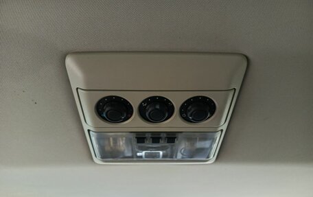 Land Rover Discovery IV, 2009 год, 1 300 000 рублей, 24 фотография