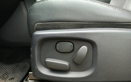 Land Rover Discovery IV, 2009 год, 1 300 000 рублей, 28 фотография