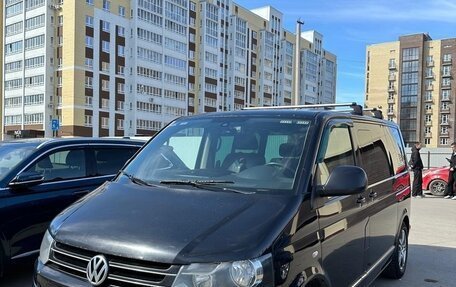 Volkswagen Multivan T5, 2011 год, 1 780 000 рублей, 1 фотография