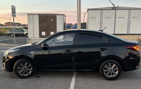 KIA Rio IV, 2021 год, 1 750 000 рублей, 4 фотография