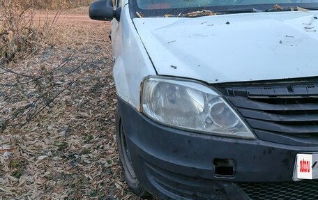 Renault Logan I, 2013 год, 120 000 рублей, 1 фотография