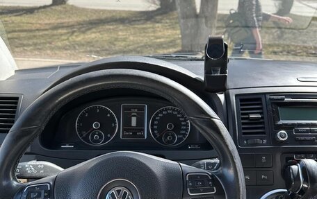 Volkswagen Multivan T5, 2011 год, 1 780 000 рублей, 6 фотография