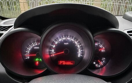 KIA Soul I рестайлинг, 2010 год, 650 000 рублей, 13 фотография