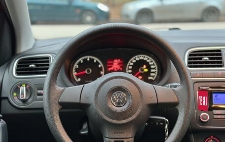Volkswagen Polo VI (EU Market), 2011 год, 1 290 000 рублей, 26 фотография