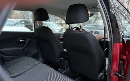 Volkswagen Polo VI (EU Market), 2011 год, 1 290 000 рублей, 36 фотография