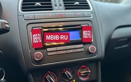 Volkswagen Polo VI (EU Market), 2011 год, 1 290 000 рублей, 33 фотография