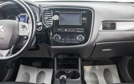 Mitsubishi Outlander III рестайлинг 3, 2014 год, 2 249 000 рублей, 20 фотография