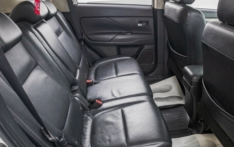 Mitsubishi Outlander III рестайлинг 3, 2014 год, 2 249 000 рублей, 27 фотография