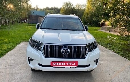 Toyota Land Cruiser Prado 150 рестайлинг 2, 2018 год, 5 100 000 рублей, 3 фотография