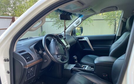 Toyota Land Cruiser Prado 150 рестайлинг 2, 2018 год, 5 100 000 рублей, 9 фотография