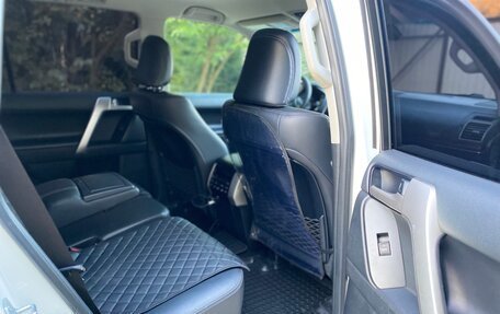 Toyota Land Cruiser Prado 150 рестайлинг 2, 2018 год, 5 100 000 рублей, 15 фотография