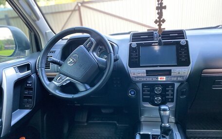 Toyota Land Cruiser Prado 150 рестайлинг 2, 2018 год, 5 100 000 рублей, 19 фотография