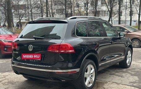 Volkswagen Touareg III, 2015 год, 2 850 000 рублей, 8 фотография